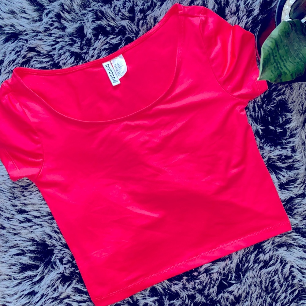 Amaranth Crop T